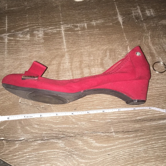 Red bow wedges - Picture 6 of 6